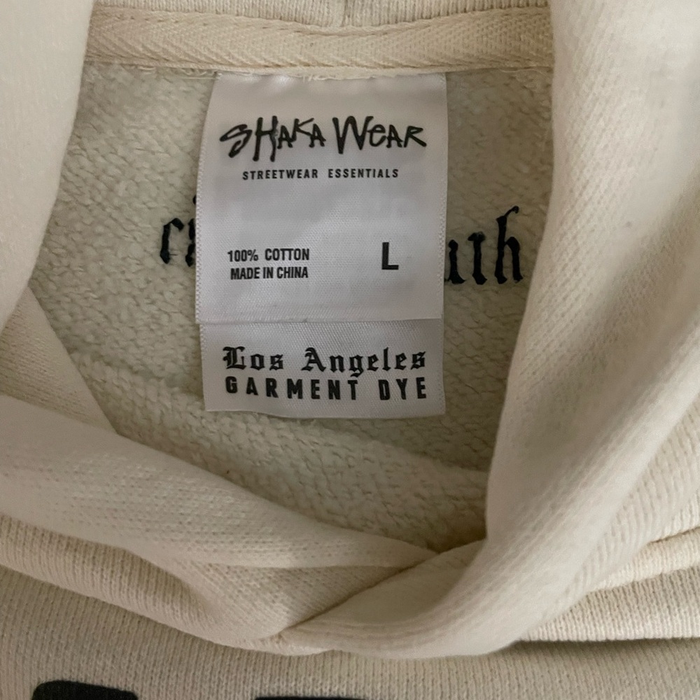 Shaka Wear Cream Hoodie with Black “HEAVENS” lettering John 18:36 Christmas - Picture 5 of 6